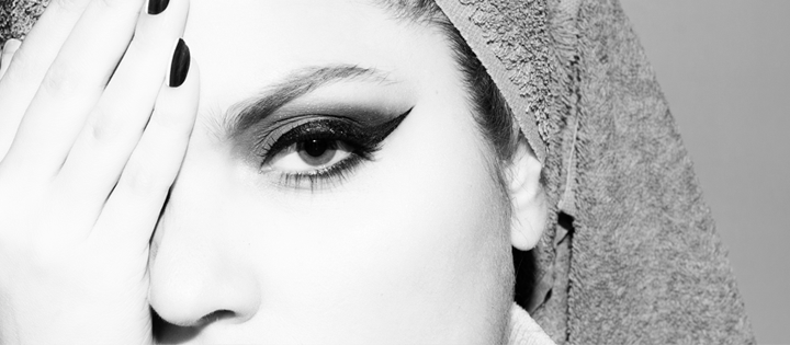 Cassandra: Fotografía irreverente para romper reglas convencionales que cosifican a la Mujer.